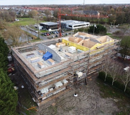 Hoogste punt Sneek gevierd met alle betrokkenen
