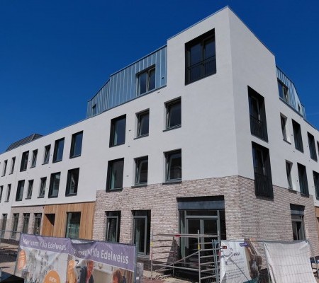 Villa Edelweiss opgeleverd aan Bloezem
